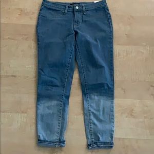 Banana Republic crop jeans. Size 27/4.